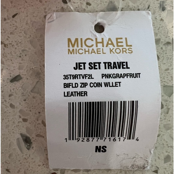 NWT Michael Kors Leather Wallet - Picture 5 of 5